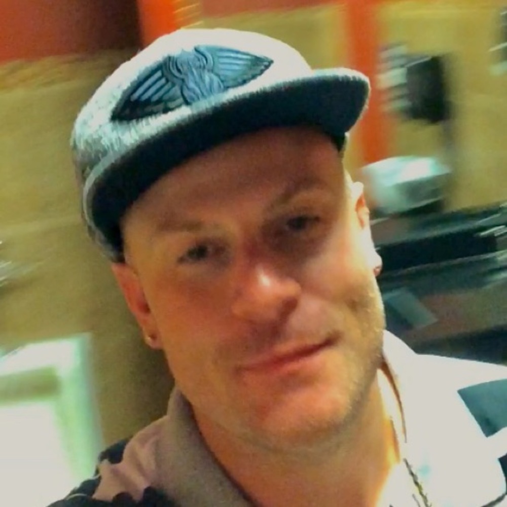 Meet your Posher, Dane